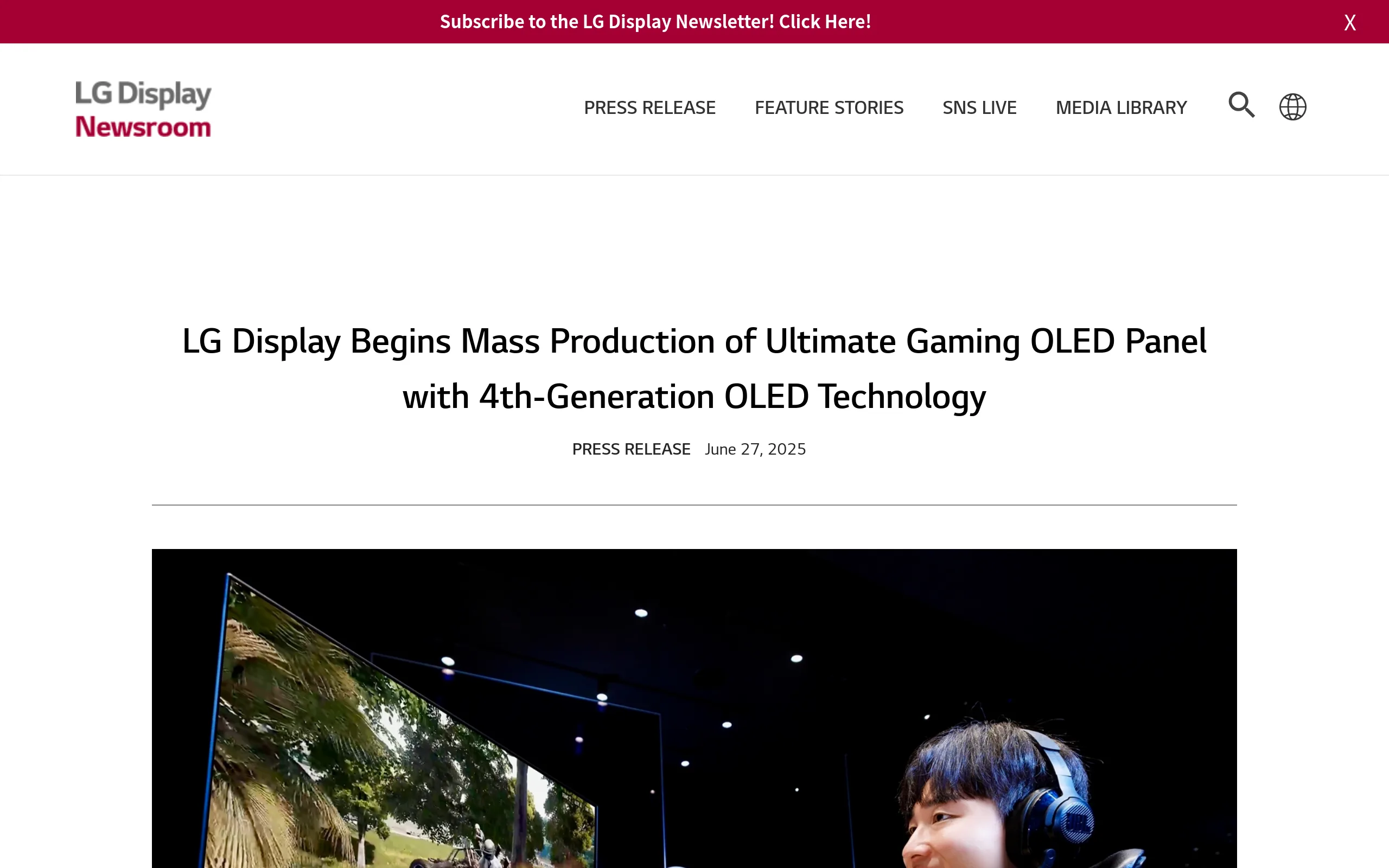 LG Display newsroom page announcing mass production of the 27-inch fourth-generation Primary RGB Tandem OLED panel behind the 540Hz and 720Hz dual mode